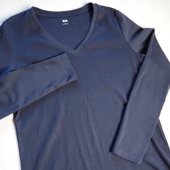 Uniqlo Women’s Blue V-Neck Sweater – Size Large – Pullover Long Sleeve - Picture 1 of 7